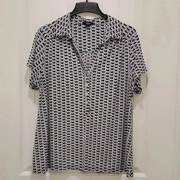 Alfani Tops - Alfani Black White Y2K Collared V Neck Blouse Size 2XL